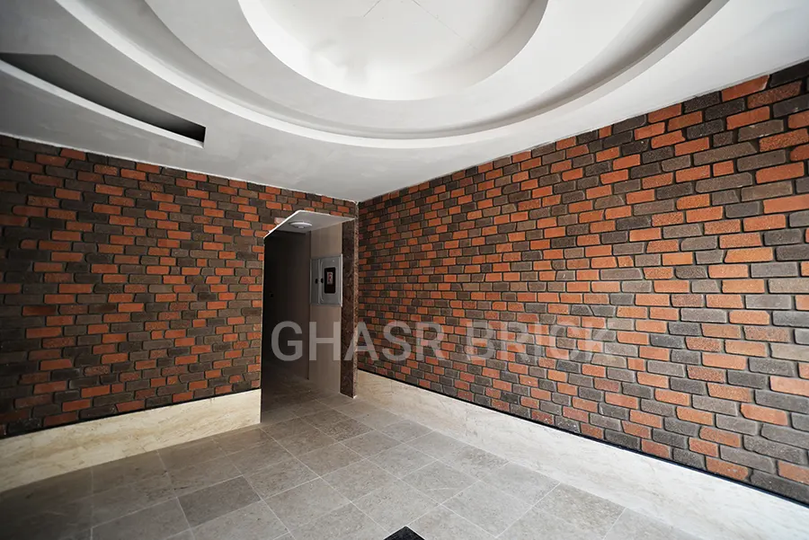 پروژه طراحی حیاط ساختمان با آجر نما رندوم