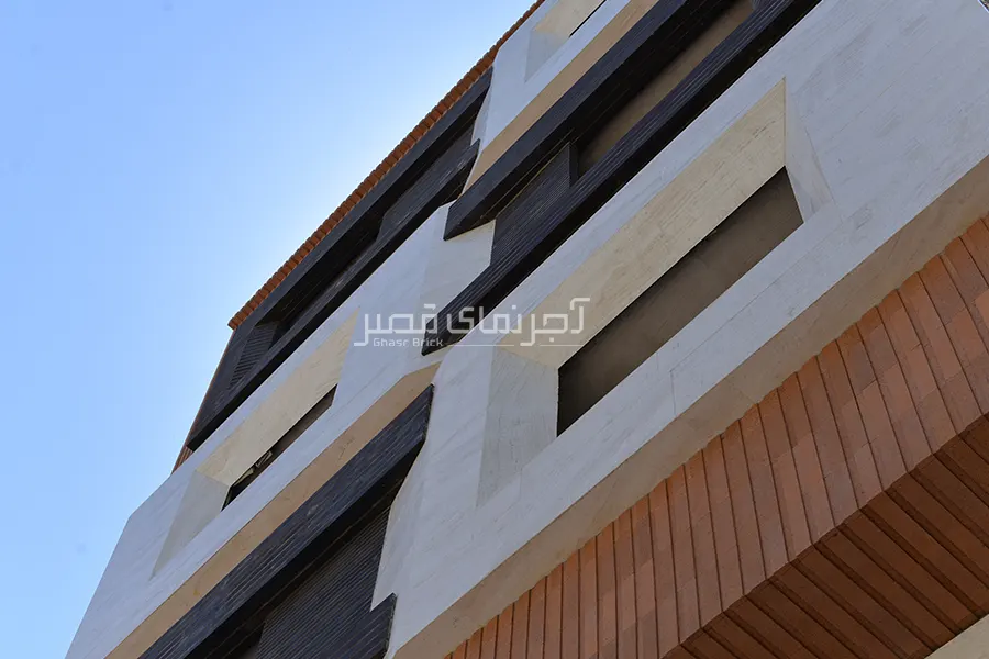 ترکیب آجر نما شاموتی و سنگ در طراحی نما ساختمان