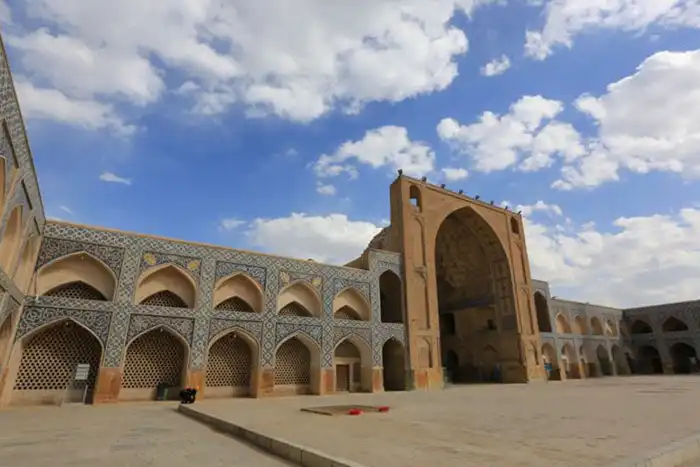 مسجد جامع اصفهان بنای آجری ایران